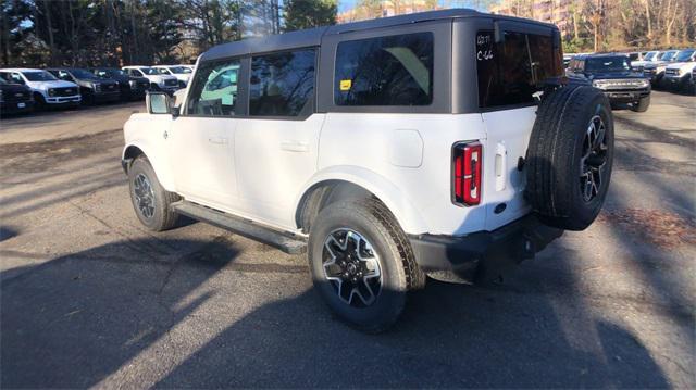 new 2024 Ford Bronco car, priced at $45,090