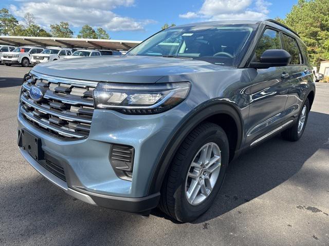 new 2025 Ford Explorer car, priced at $43,140