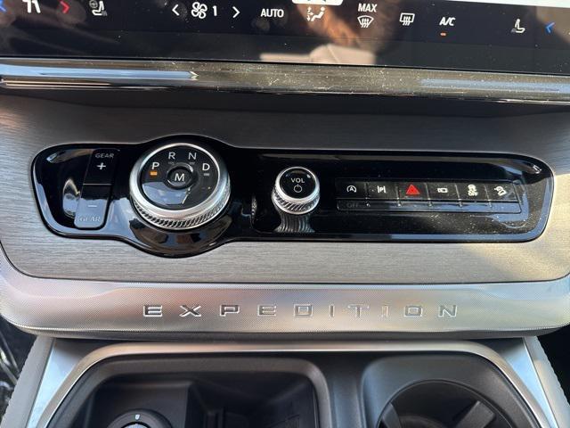 new 2025 Ford Expedition Max car, priced at $82,750