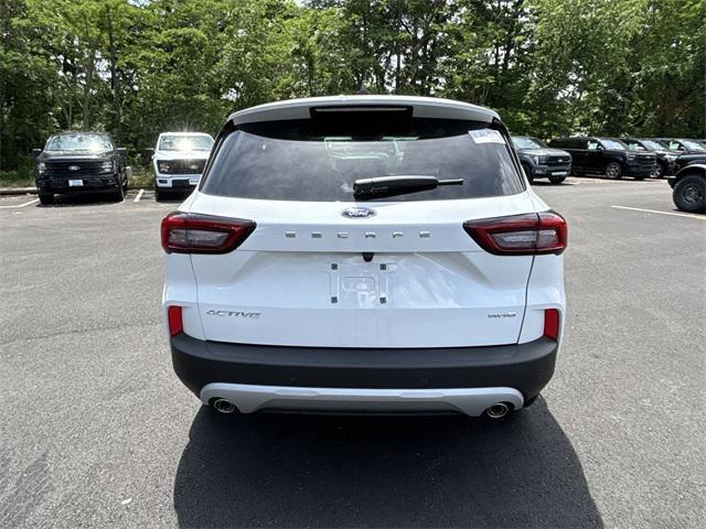 new 2025 Ford Escape car, priced at $30,225
