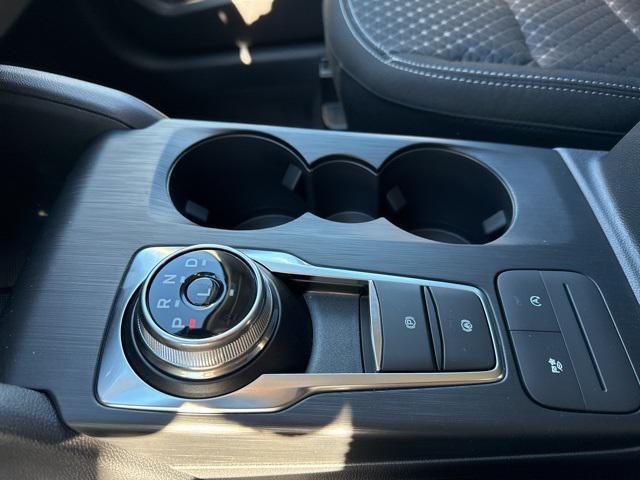 new 2025 Ford Escape car, priced at $30,445