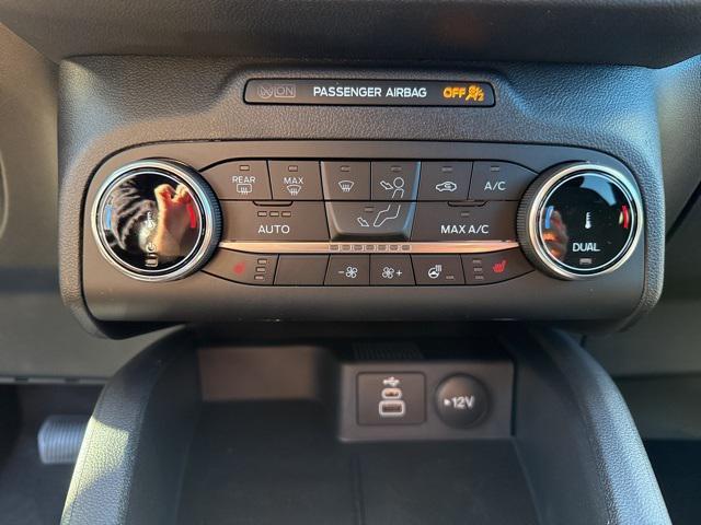 new 2025 Ford Escape car, priced at $30,445