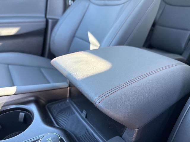 new 2025 Ford Explorer car, priced at $48,725