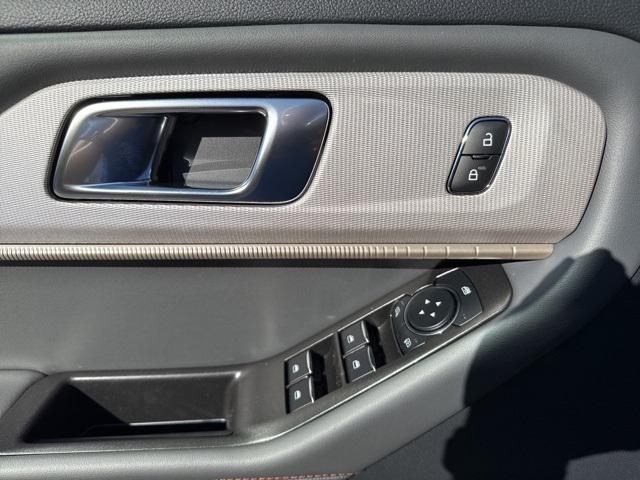 new 2025 Ford Explorer car, priced at $48,725