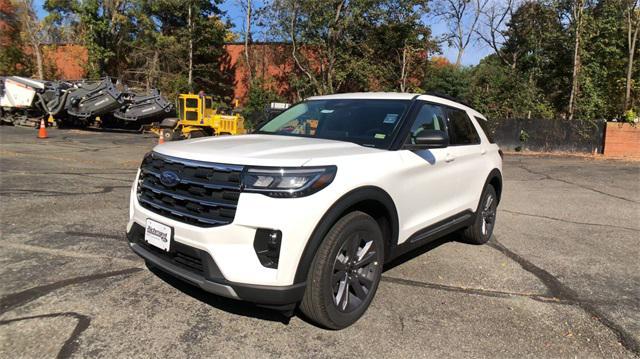 new 2025 Ford Explorer car, priced at $47,900