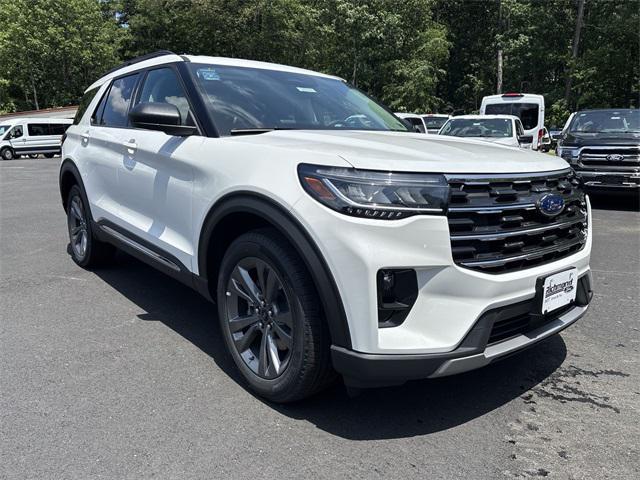 new 2025 Ford Explorer car, priced at $45,905