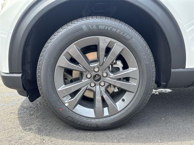 new 2025 Ford Explorer car, priced at $45,905