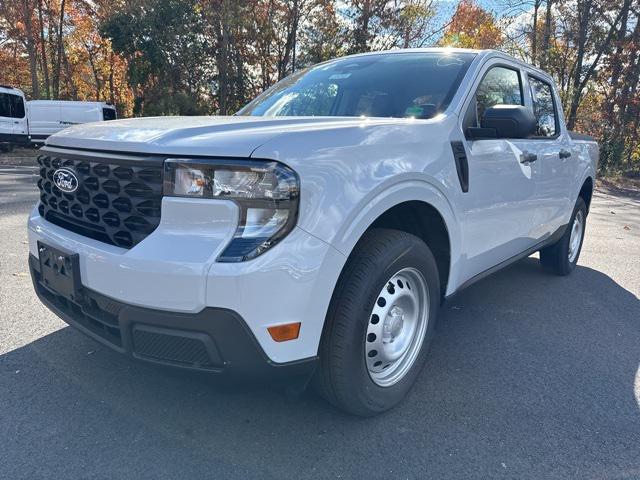 new 2025 Ford Maverick car, priced at $27,565
