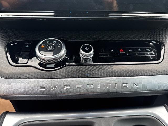 new 2025 Ford Expedition Max car, priced at $86,985