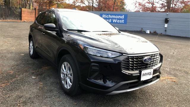 used 2025 Ford Escape car, priced at $30,103