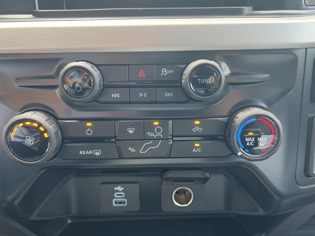 new 2025 Ford F-350 car, priced at $72,295