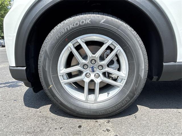 new 2025 Ford Explorer car, priced at $43,105
