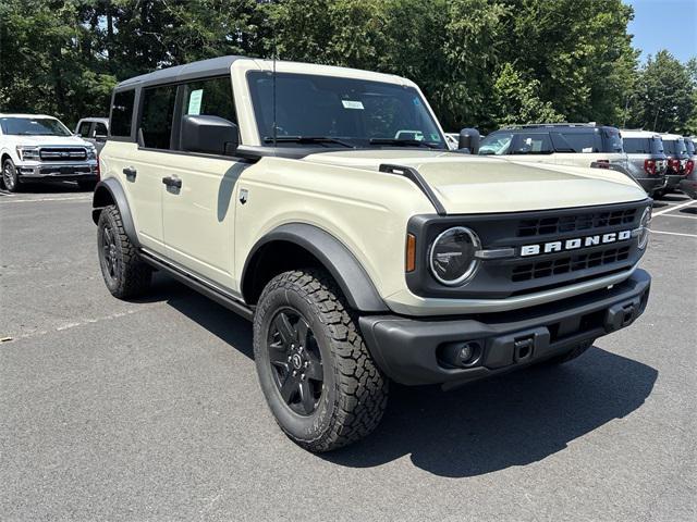 new 2025 Ford Bronco car, priced at $51,260