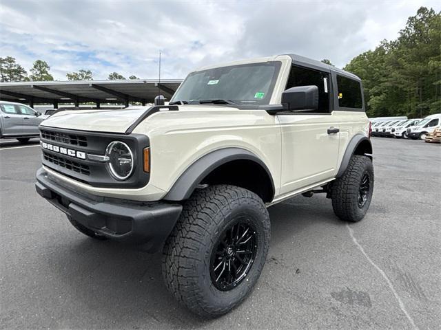 new 2025 Ford Bronco car, priced at $43,500