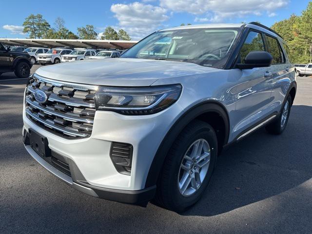 new 2025 Ford Explorer car, priced at $42,645