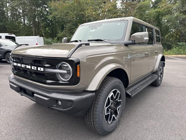 new 2025 Ford Bronco car, priced at $56,565