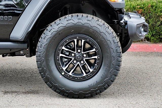 new 2025 Jeep Wrangler car, priced at $55,775