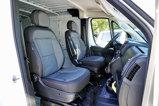 new 2025 Ram ProMaster 1500 car, priced at $48,145