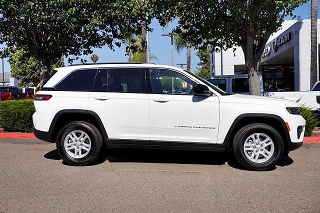 new 2024 Jeep Grand Cherokee car, priced at $28,964