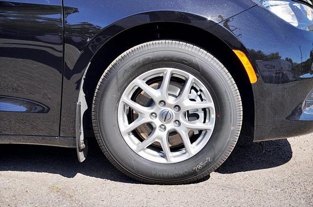new 2025 Chrysler Voyager car, priced at $40,365