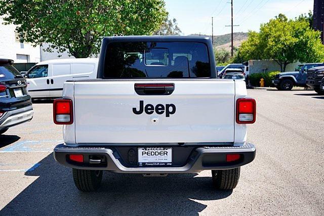 new 2025 Jeep Gladiator car, priced at $45,929