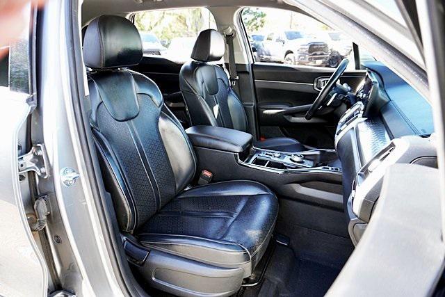 used 2022 Kia Sorento Hybrid car, priced at $20,695