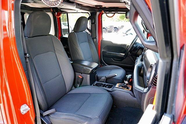 used 2020 Jeep Wrangler Unlimited car, priced at $27,032