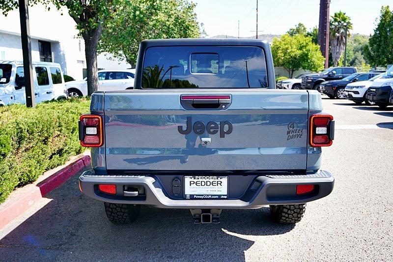 new 2025 Jeep Gladiator car, priced at $46,013