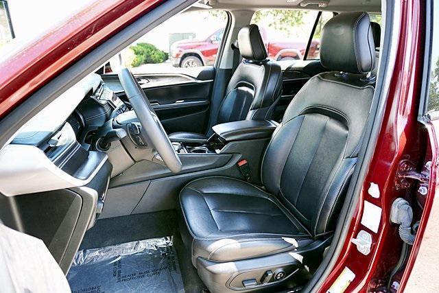 used 2023 Jeep Grand Cherokee car, priced at $25,827