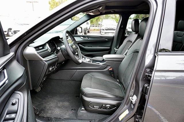 new 2025 Jeep Grand Cherokee L car, priced at $51,920