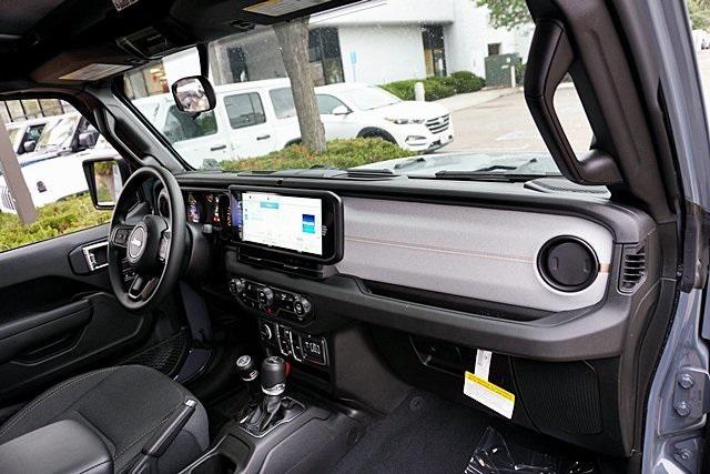 new 2025 Jeep Wrangler car, priced at $41,119