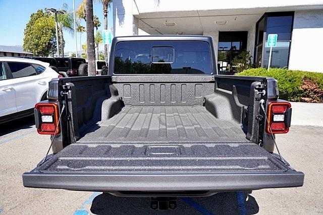 new 2025 Jeep Gladiator car, priced at $48,360