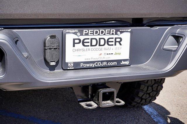 new 2025 Jeep Gladiator car, priced at $48,360