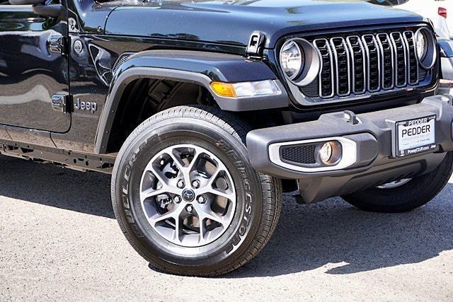 new 2025 Jeep Gladiator car, priced at $43,092