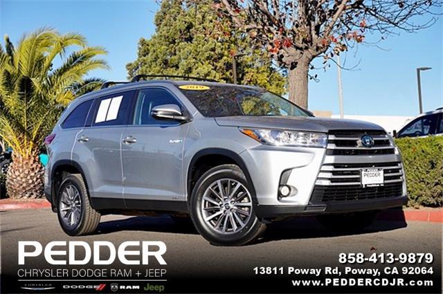 used 2019 Toyota Highlander Hybrid car, priced at $33,278