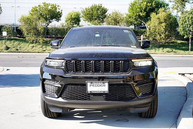 new 2024 Jeep Grand Cherokee car, priced at $39,729