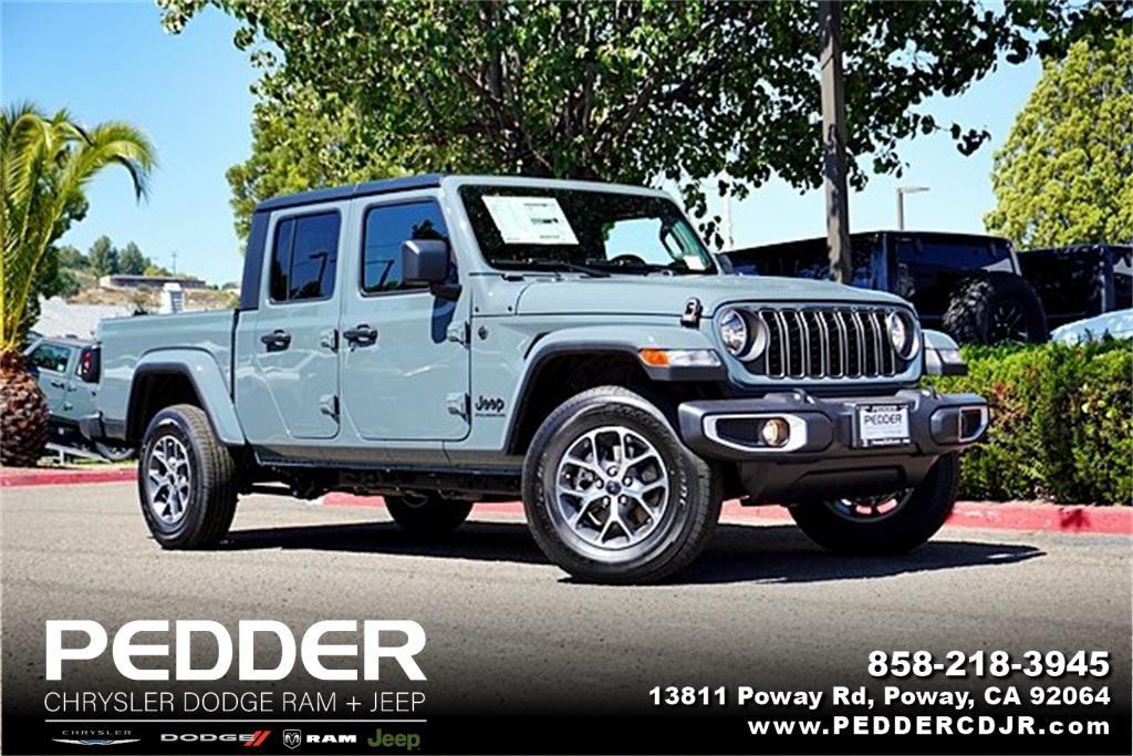 new 2025 Jeep Gladiator car, priced at $45,592