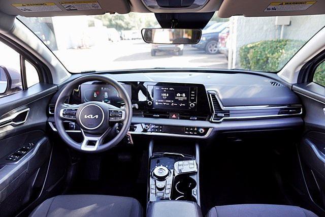 used 2024 Kia Sportage Hybrid car, priced at $25,426