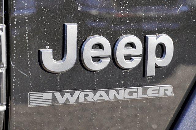 new 2025 Jeep Wrangler car, priced at $37,072