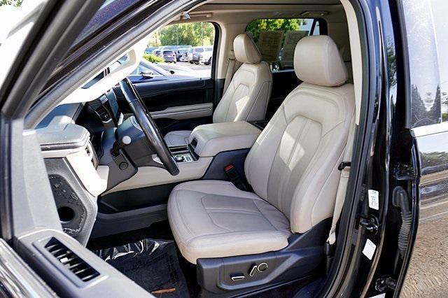 used 2022 Ford Expedition car, priced at $43,712