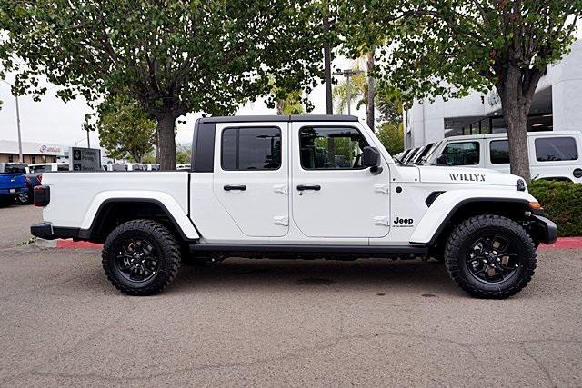 new 2025 Jeep Gladiator car, priced at $47,824