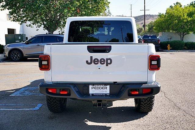 new 2025 Jeep Gladiator car, priced at $52,461