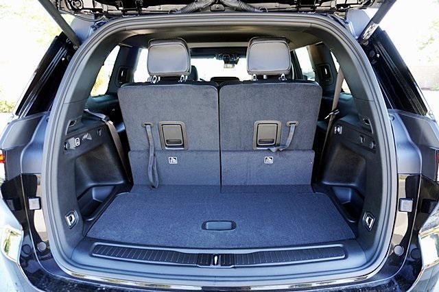 new 2025 Jeep Grand Cherokee L car, priced at $51,170