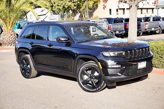 new 2025 Jeep Grand Cherokee car, priced at $48,460