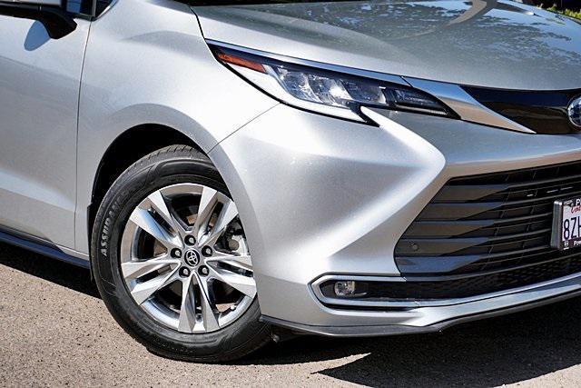 used 2022 Toyota Sienna car, priced at $43,499