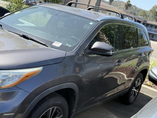 used 2016 Toyota Highlander car, priced at $20,417