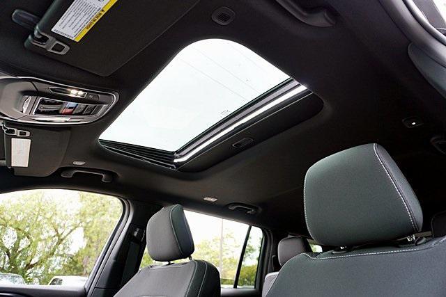 new 2025 Jeep Grand Cherokee L car, priced at $35,090