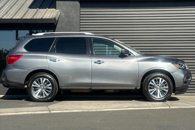 used 2020 Nissan Pathfinder car, priced at $20,489