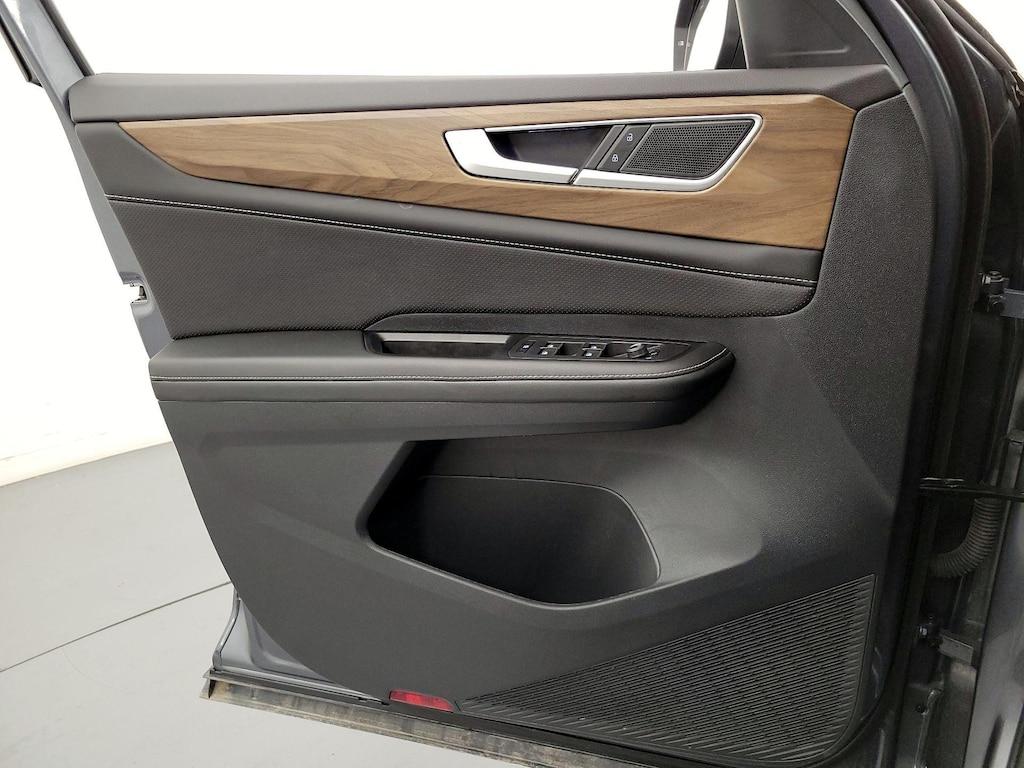 used 2024 Volkswagen Atlas car, priced at $32,998