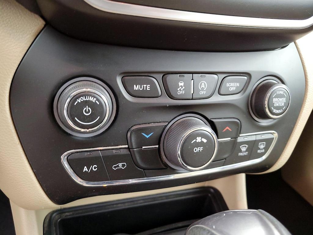 used 2021 Jeep Cherokee car, priced at $20,998
